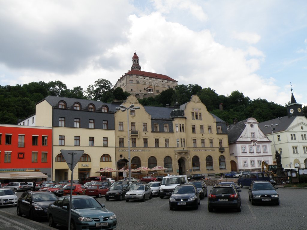 Děčín - náměstí.jpg