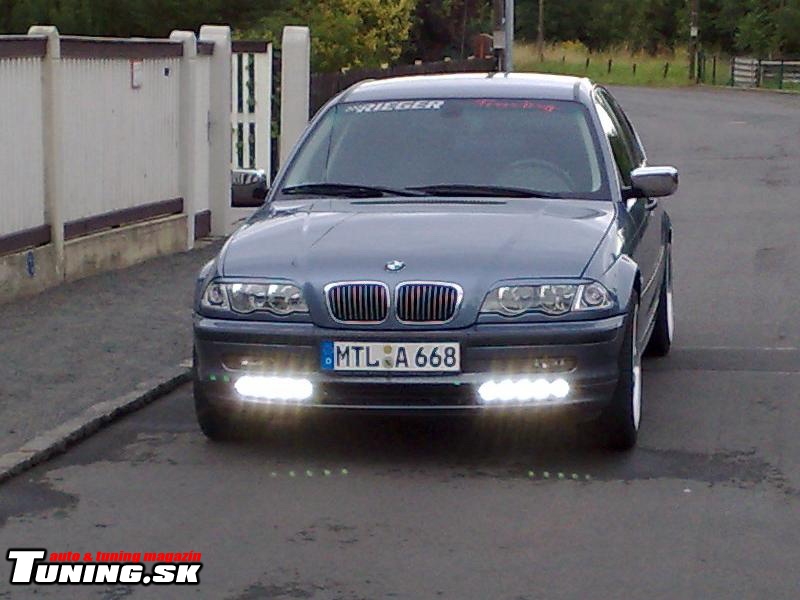 denne-svietenie_led-svetla_auto_s-look_07.jpg