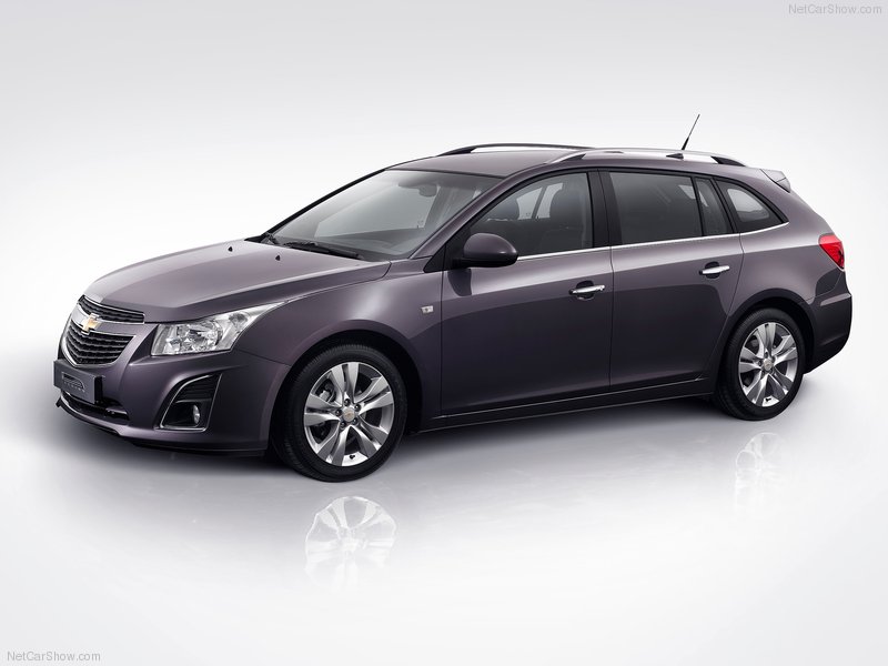 Chevrolet-Cruze_Station_Wagon_2013.jpg