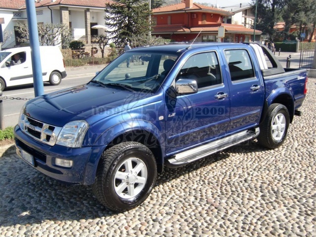 ISUZU_D-max_3,0TD.JPG