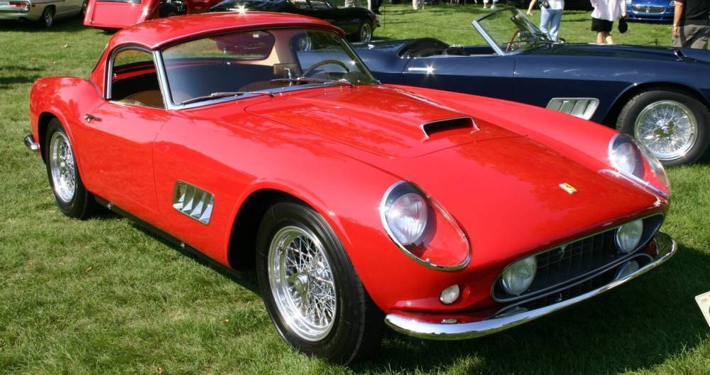 1961-ferrari-250-gt-1.jpg